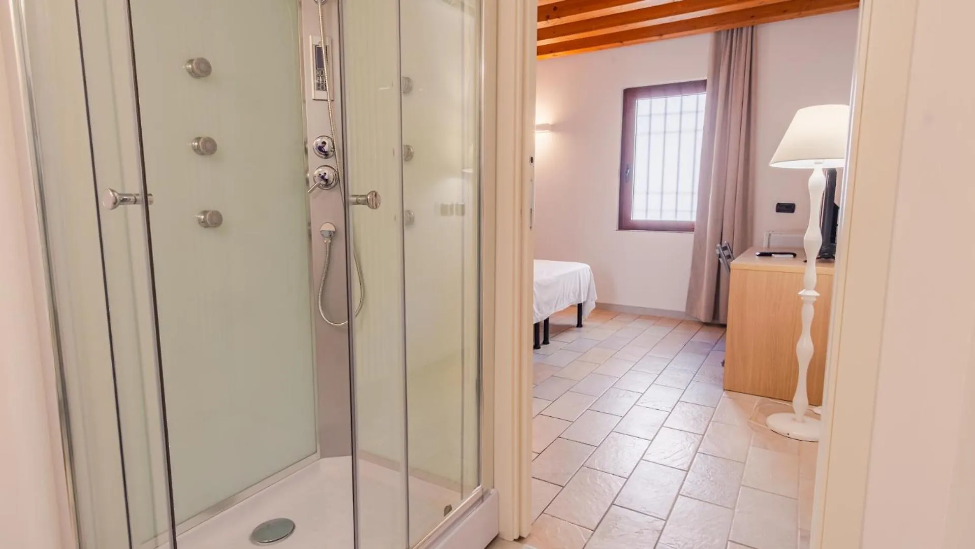 Antiche Mura - Italian Homing Verona Guest house