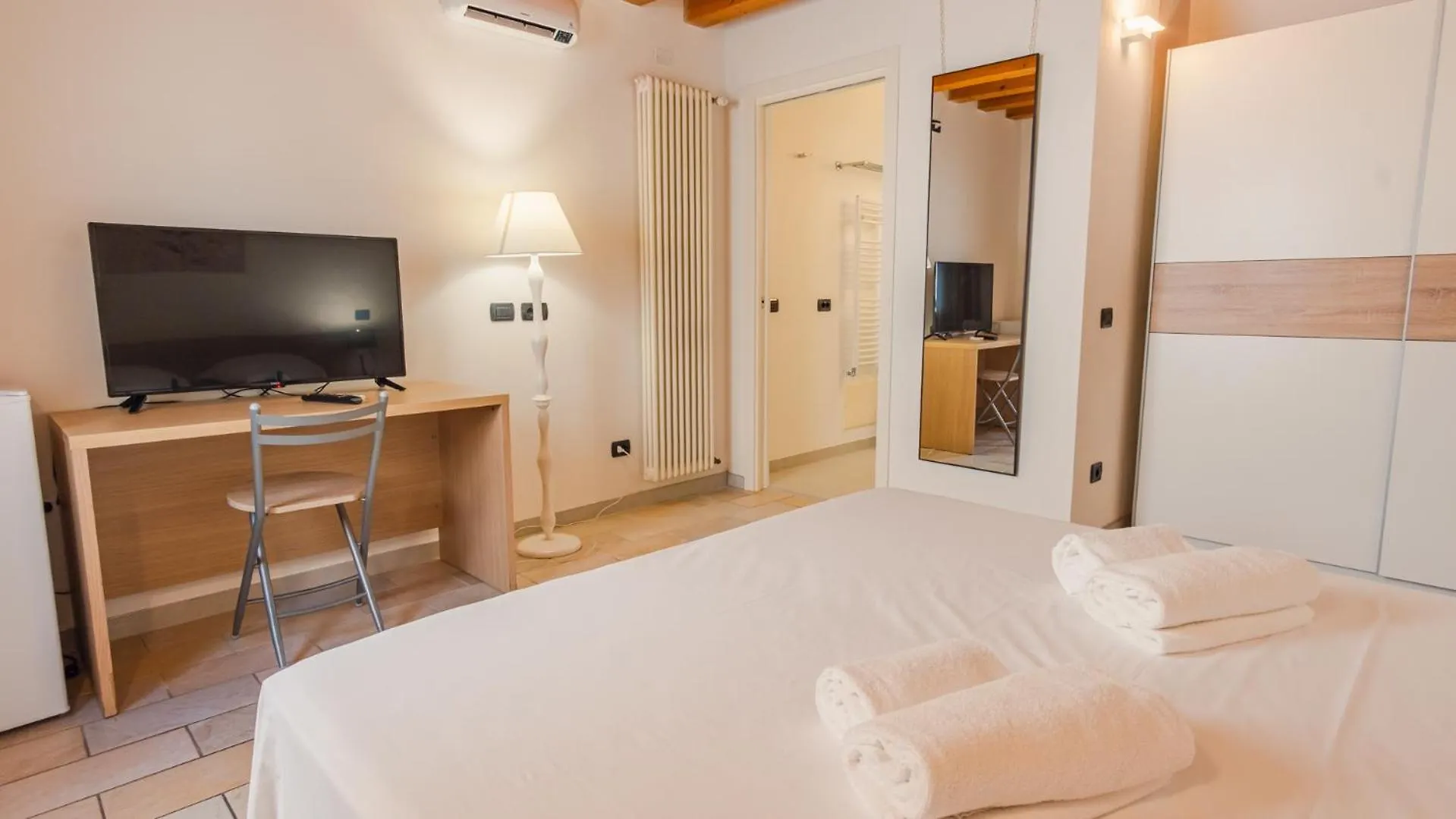 Guest house Antiche Mura - Italian Homing Verona Italy